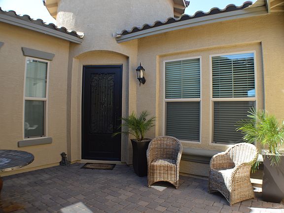 4th image of 2398 E Susan Dr