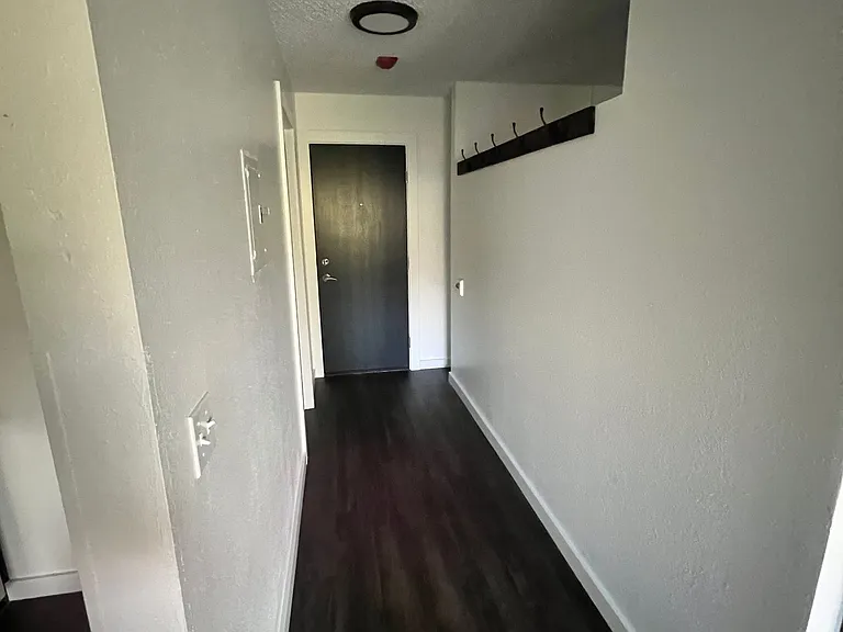 1140 S Colorado Ave — Photo 13
