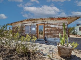 1356 Enchanted Rd, Joshua Tree, CA 92252