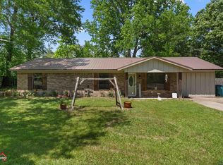 307 Holt St, Carthage, TX 75633