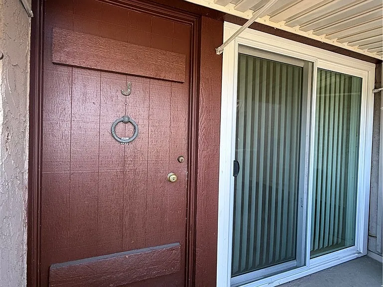 621 N Alhambra Ave — Photo 13