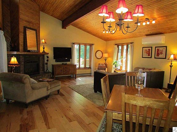 2nd image of 5750 Woodhill Ln