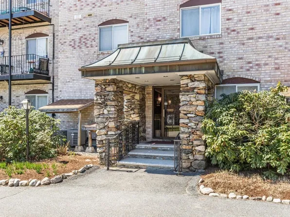 181 Littleton Rd #4, Chelmsford, MA 01824