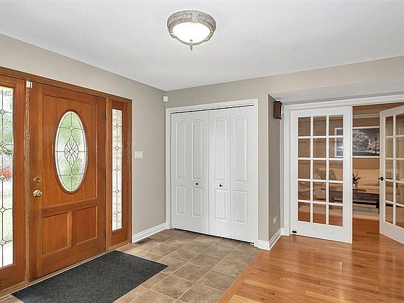 2nd image of 217 Lakeland Dr