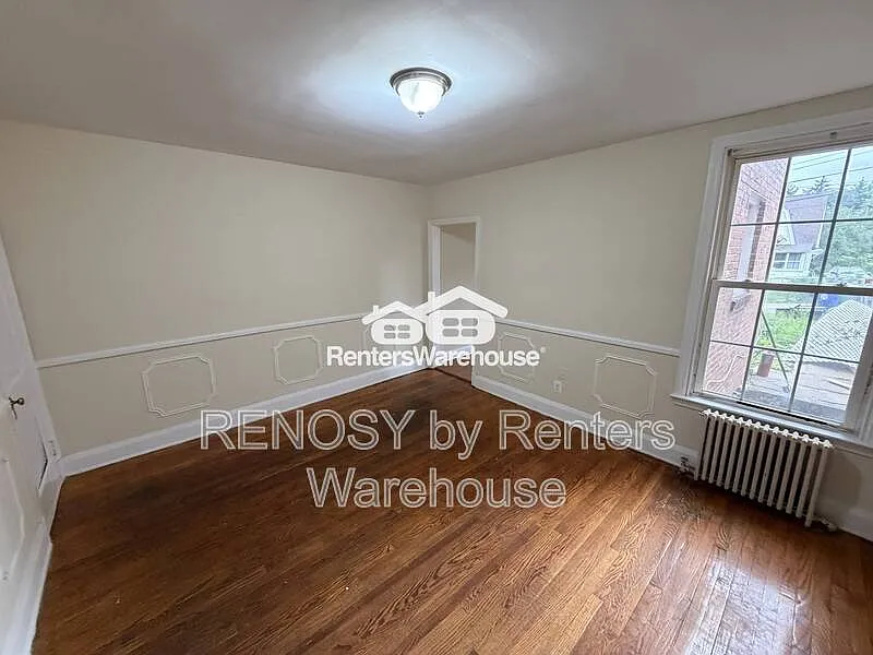 3 bed, 2.0 bath, 1212 sqft, $1,450 — Photo 3