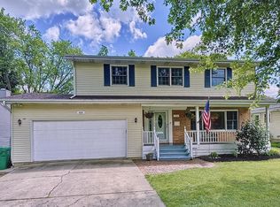 426 N Hill St, Woodstock, IL 60098