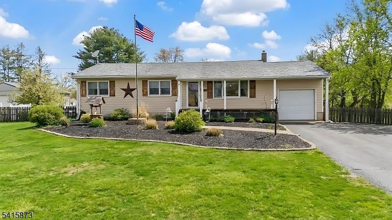 1st image of 377 Triangle Rd