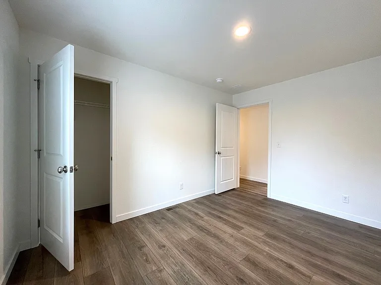 609 Mildred St — Photo 23