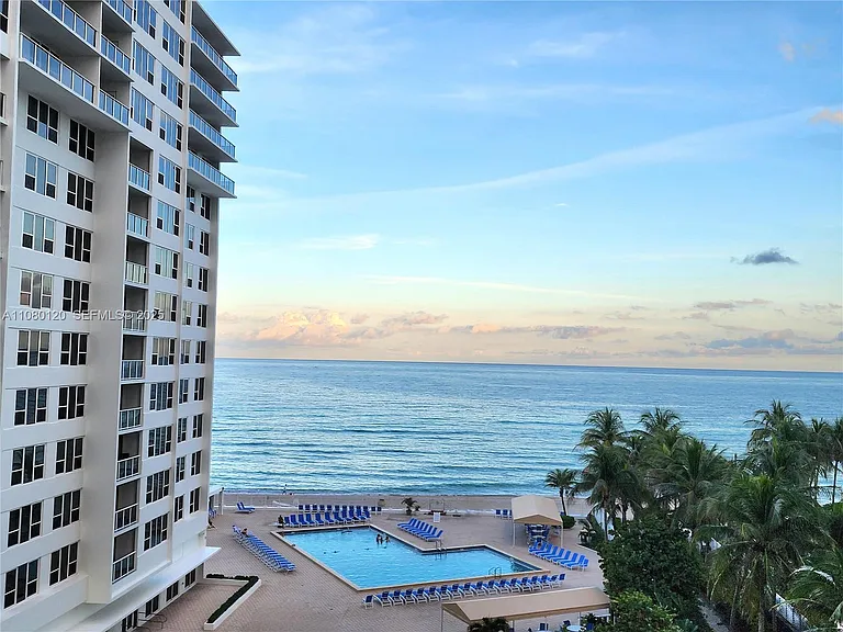 3505 S Ocean Dr #407 — Photo 22