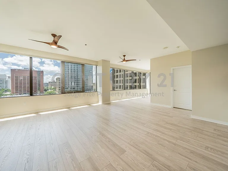 1200 Main St #506 — Photo 10