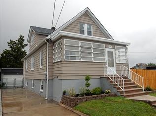 14 Voorhees St, Fords, NJ 08863