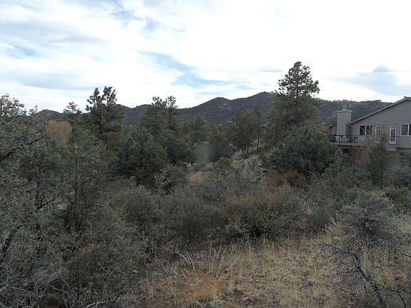 Looking SW from bldg site