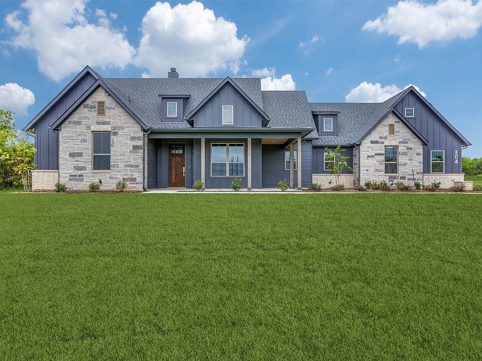 1st image of 304 Spur Wheel Dr