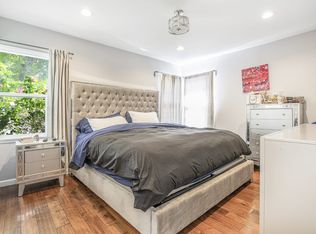 (Undisclosed Address), Burbank, CA 91504