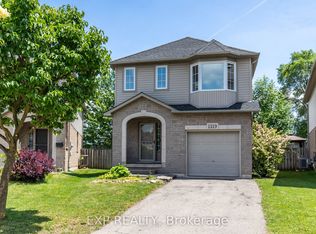 1319 Bonnie Ct, Burlington, ON L7R 5A2