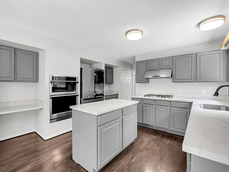 107 Millstone Dr — Photo 12