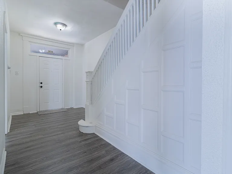 4016 Vinceton St — Photo 3
