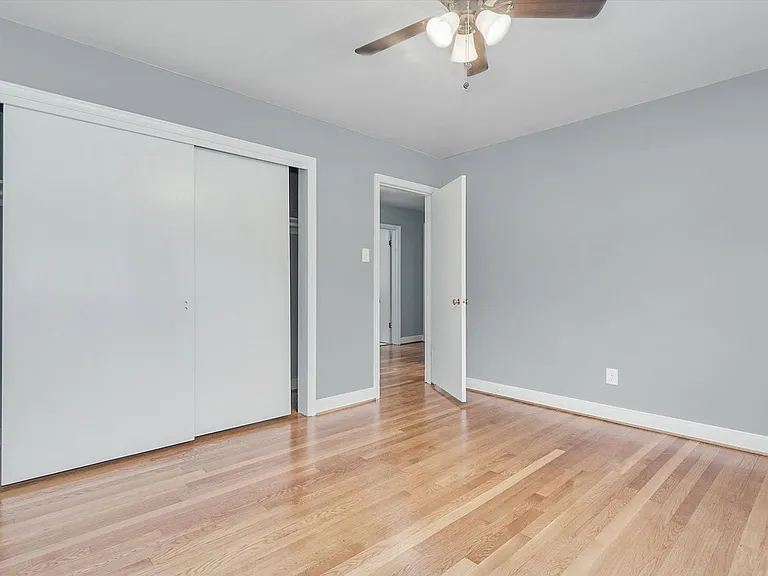 8407 Pamela Dr — Photo 19