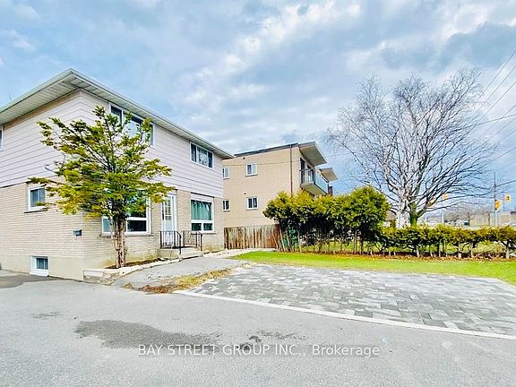 2nd image of 128 Stevenson Rd S