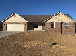 465 Miner Ct, Washington, MO 63090