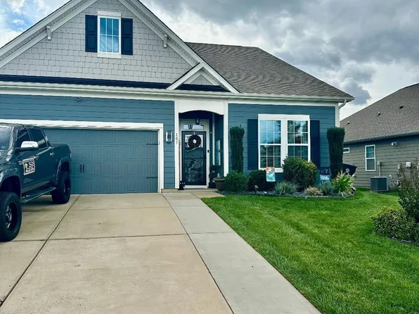 107 Rosebay Dr, Mooresville, NC 28117