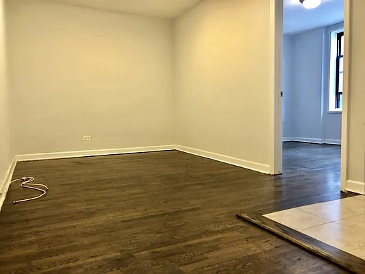 Rented by Premier One Realty LLC | media 8