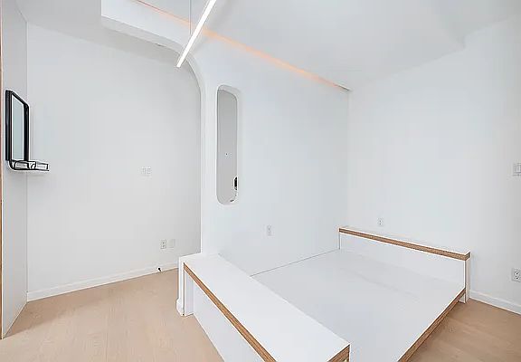 2nd image of 487 Clinton Ave APT 3C