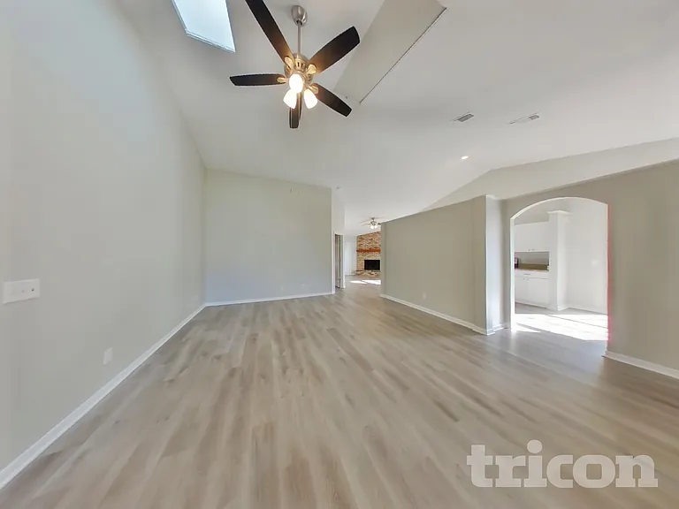 1021 Whittier Cir — Photo 5