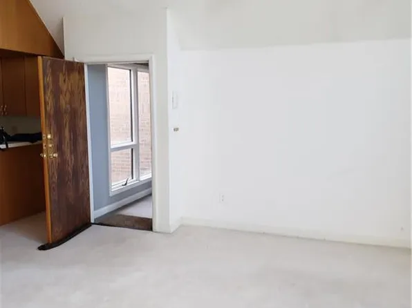 696 Mowbray Arch APT 550, Norfolk, VA 23507