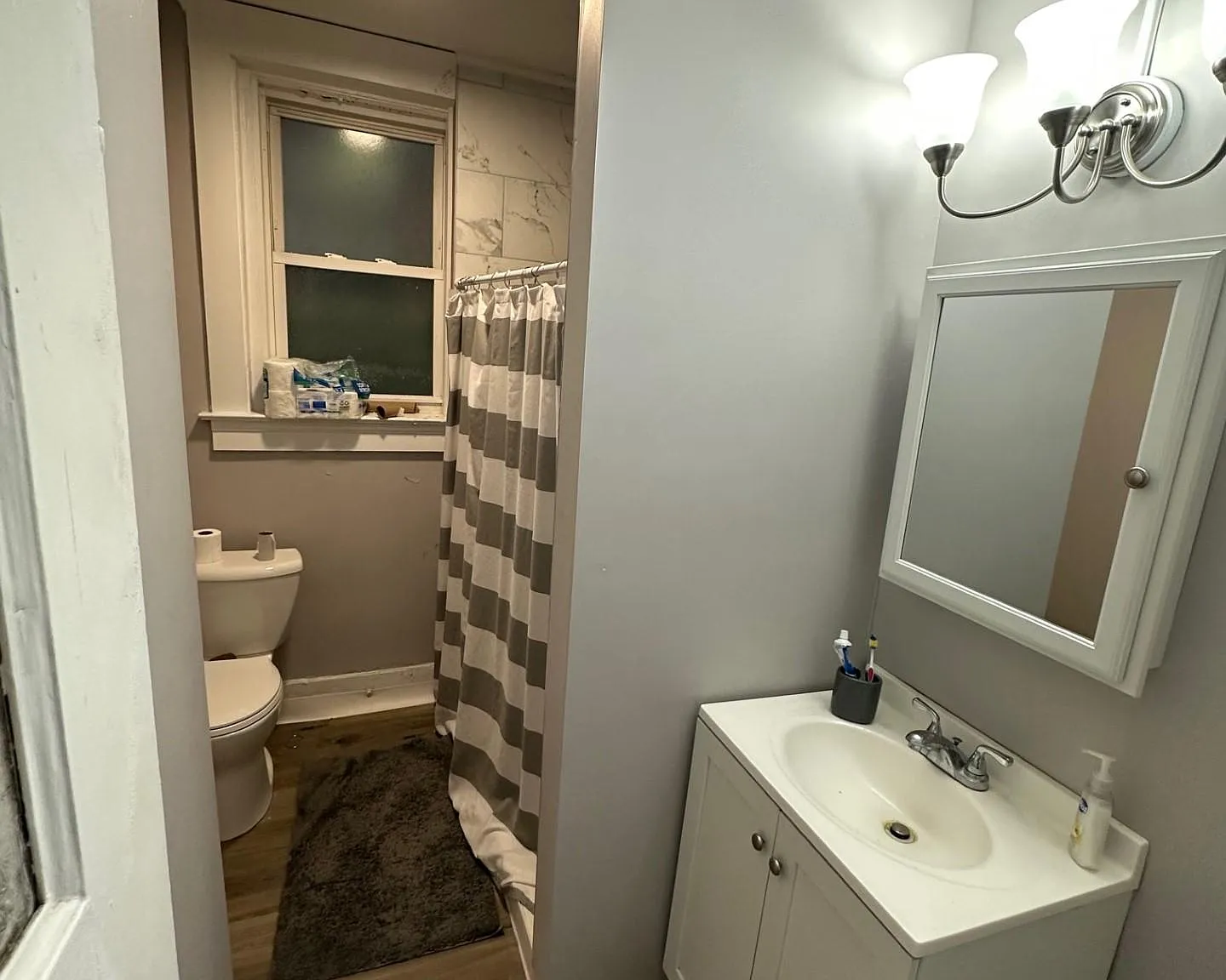 7 bed, 4000 sqft, $5,600 — Photo 2