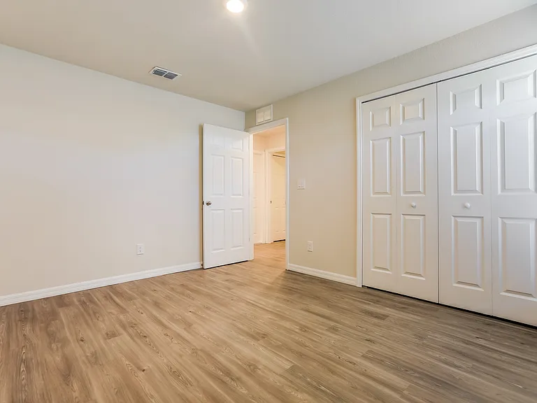 7183 Batavia St — Photo 11