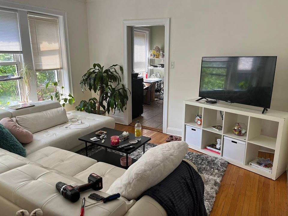 1st image of 2060 W Birchwood Ave APT 3