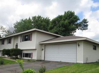 17095 Foliage Ave, Farmington, MN 55024