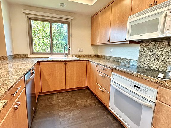 5th image of 8178 Avenida Navidad APT 33