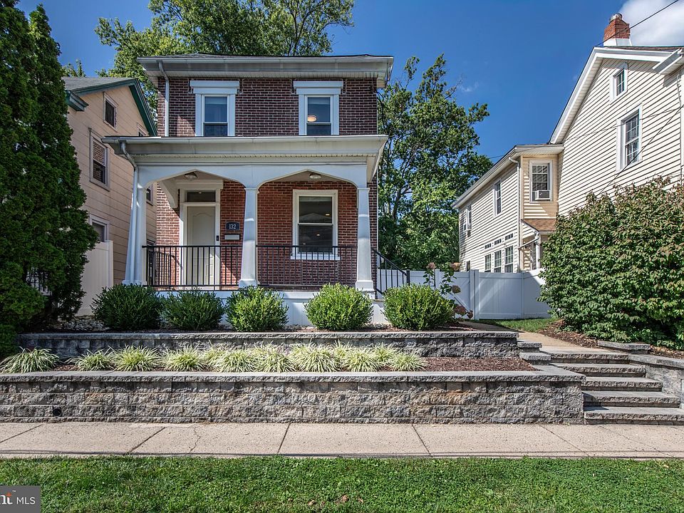 1st image of 132 Green St