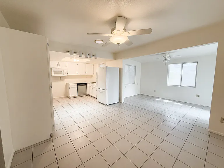 103 E Juniper Ave — Photo 5