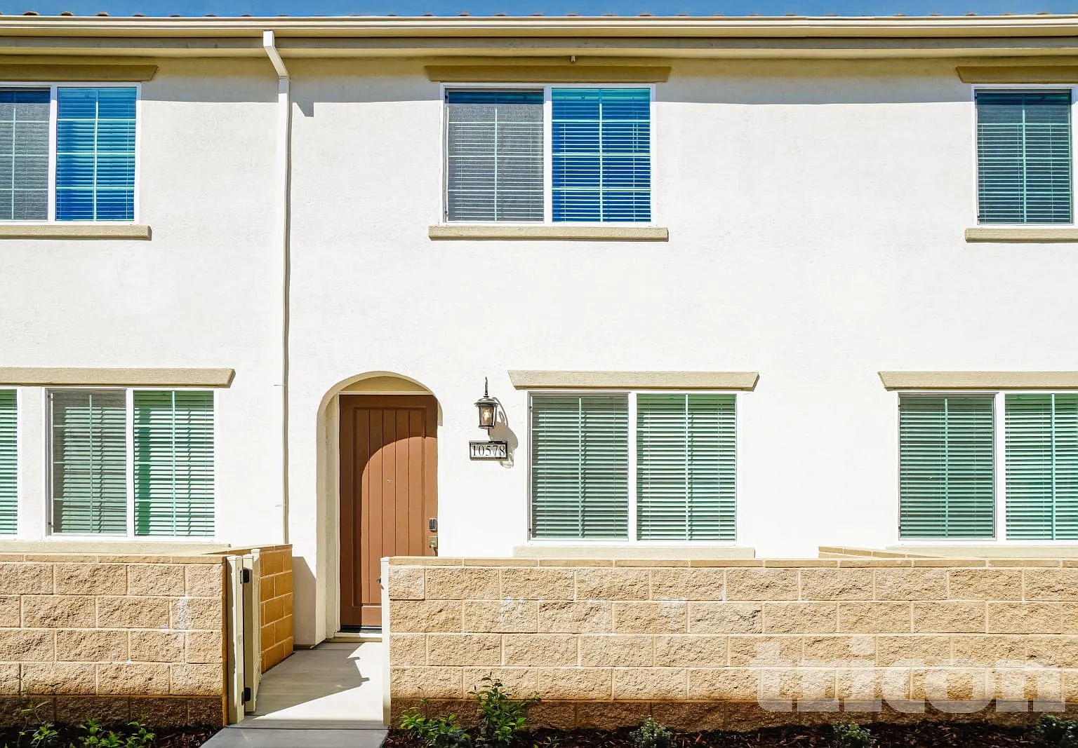 10578 Amigos Court Elk Grove CA — Photo 1