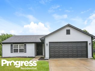 103 Winterberry Ln, Mooresville, IN