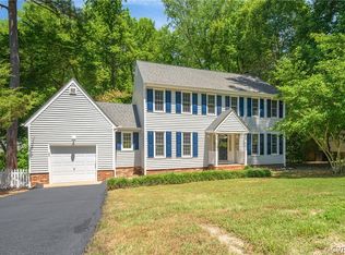 7807 Flag Tail Dr, Midlothian, VA 23112