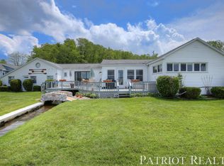 1869 Hess Lake Dr, Newaygo, MI 49337