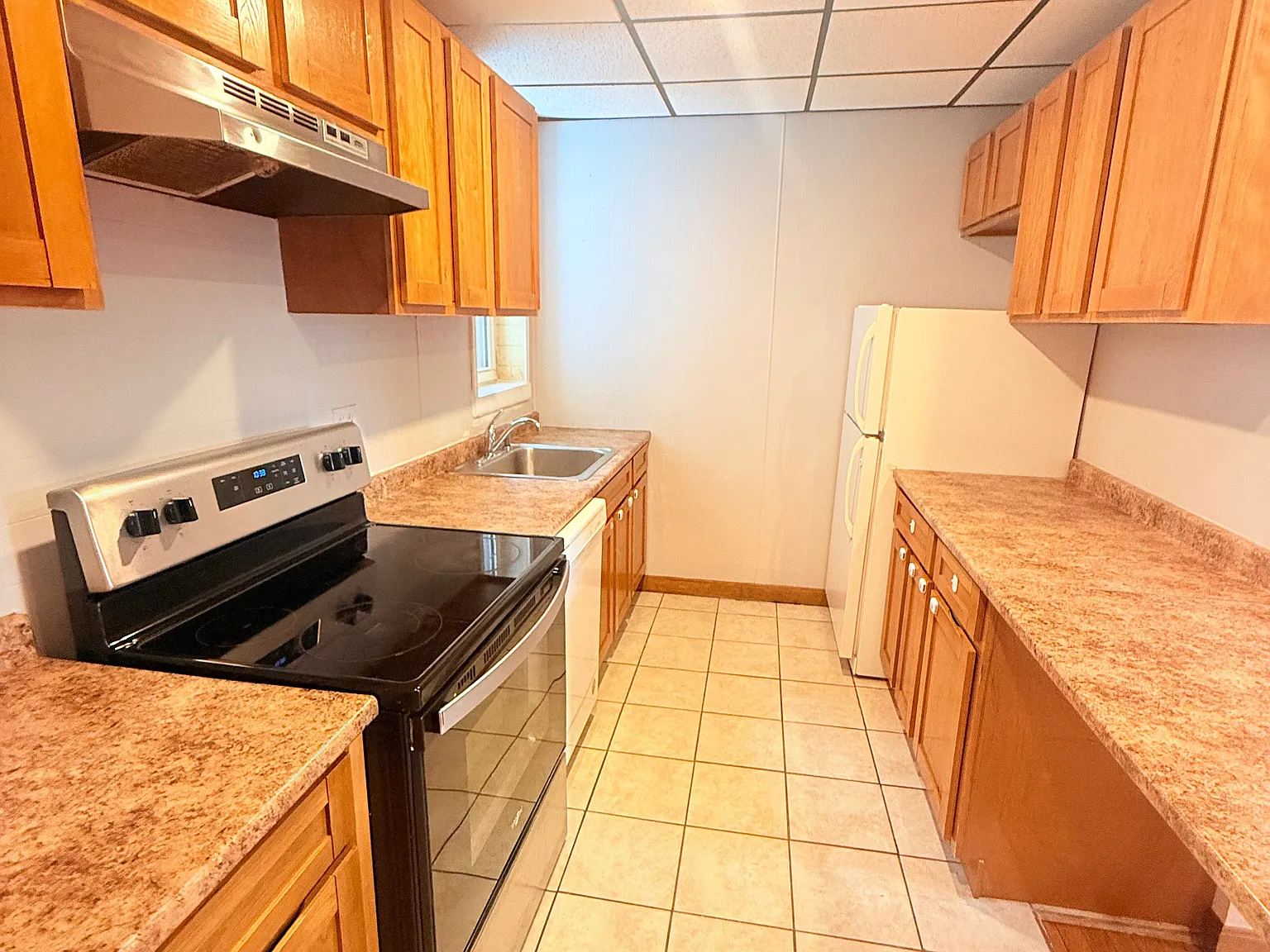 2 bed, $2,900 — Photo 4