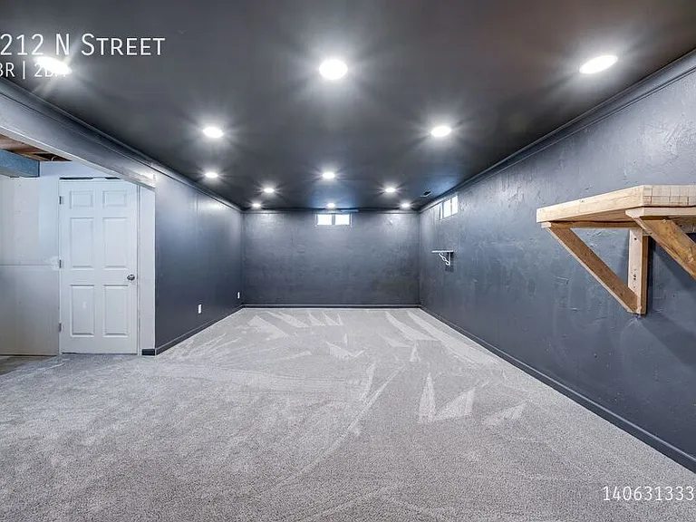 1212 N St — Photo 19