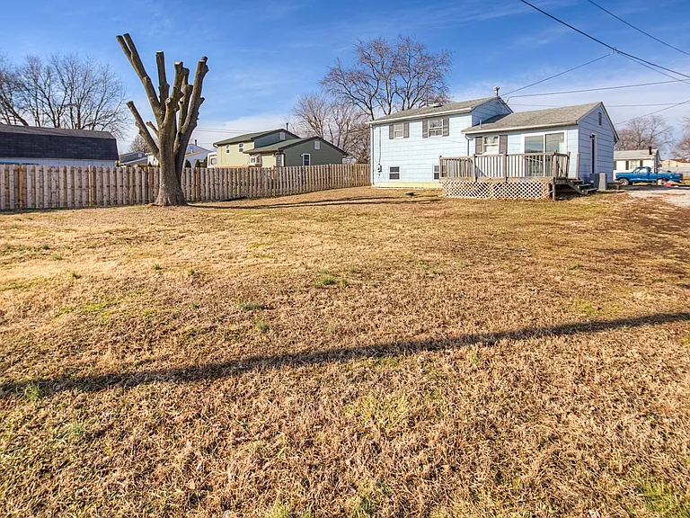 203 Sycamore Rd — Photo 14