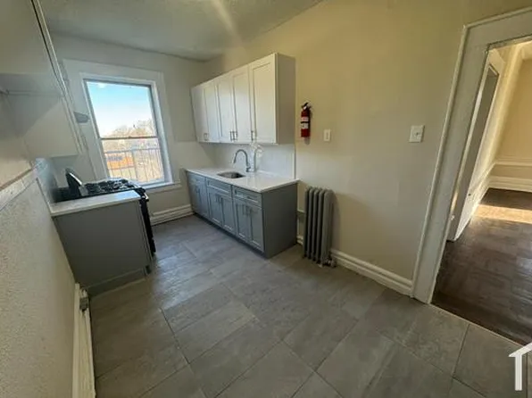 333 Park Ave, Newark, NJ