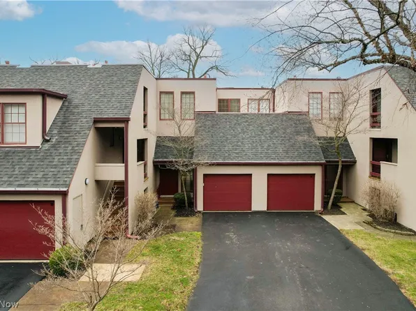 4395 Marin Hbr #C, Port Clinton, OH 43452