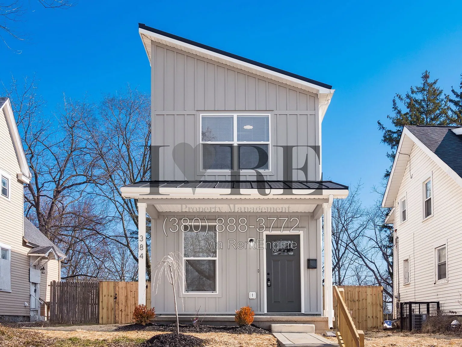 2 bed, 1.5 bath, 1135 sqft, $1,744 — Photo 2