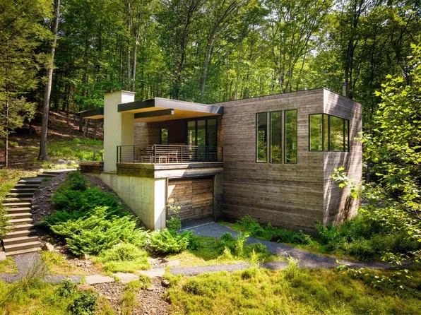 5 Trout, Kerhonkson, NY 12446