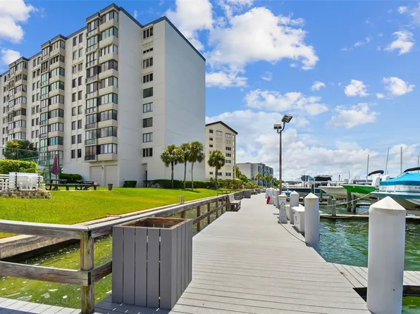 660 Island Way APT 606, Clearwater, FL 33767