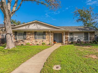 1433 Dogwood Trl, Lewisville, TX 75067