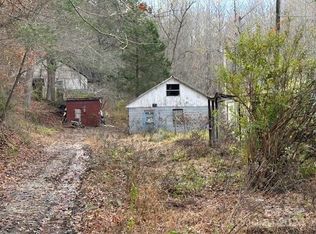 2703 Blue Creek Rd, Lenoir, NC 28645